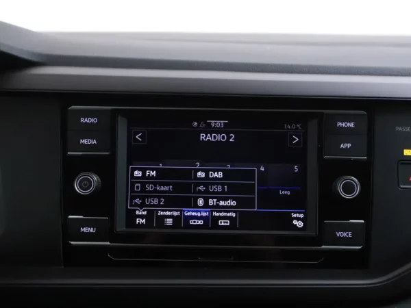 Photo 10 of 25 of WVWZZZAW7RU033264 Volkswagen Polo 1.0 TSI Polo (5-drs Hatchb.)