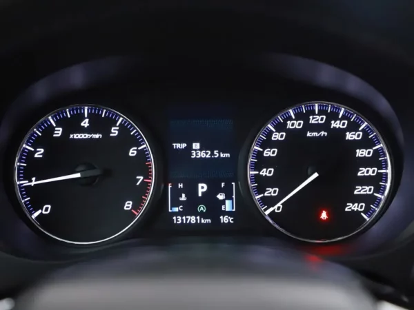 Photo 10 of 26 of JMBXTGF7WGZ002412 Mitsubishi Outlander 2.0 Aut. Executive Ed 7 Persoons Nav