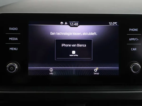 Photo 10 of 26 of TMBER7NW9P3231540 Skoda Scala 1.0 TSI Sport Business (5-drs