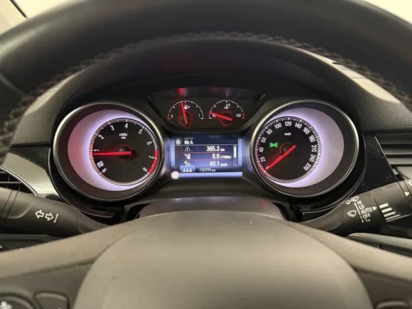 Photo 10 of 26 of W0VBE8EA5K8056052 Opel Astra Sports Tourer 1.0 Turbo Business