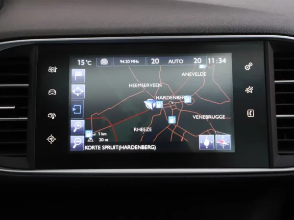 Photo 10 of 28 of VF3LRHNYHFS262025 Peugeot 308 SW 1.2 PureTech GT Line