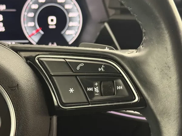 Photo 10 of 28 of WAUZZZGY2MA016341 Audi A3 Sportback 35 TFSI edition one 5-drs Hatchb.