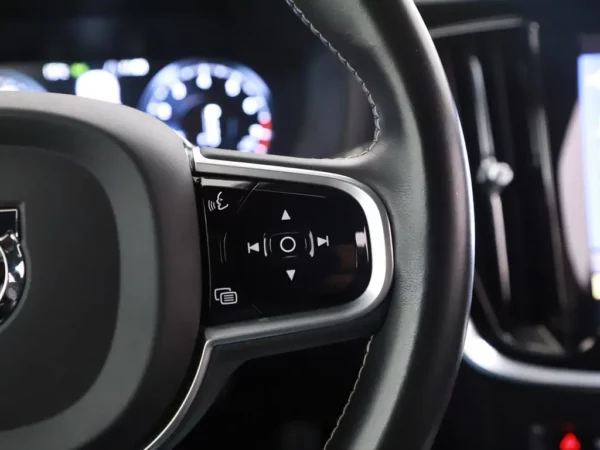 Volvo V60 2.0 T5 Aut. R-Design LED