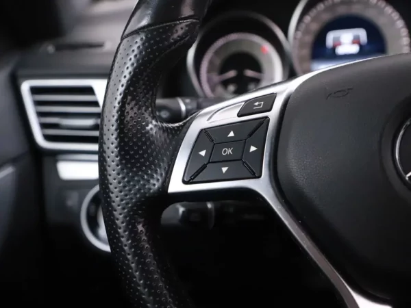 Photo 10 of 34 of WDD2074611F336253 Mercedes-Benz E-Klasse Cabrio 400 Prestige Cruise Ecc