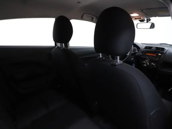 Photo 11 of 19 of MMCXNA05ALH024956 Mitsubishi Space Star 1.0 Cool+ Airco DAB