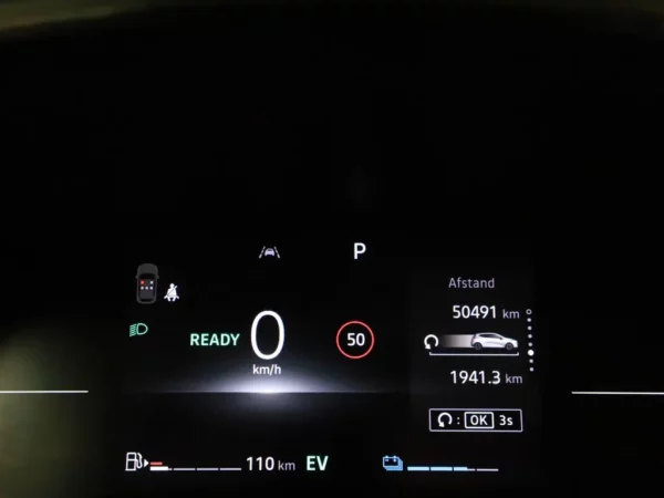 Photo 11 of 25 of VF1RJA00374065209 Renault Clio 1.6 E-Tech Full Hybrid 145