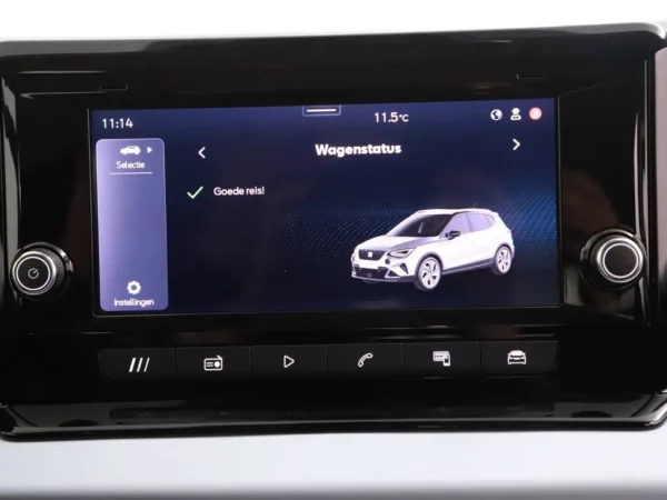 Photo 11 of 26 of VSSZZZKJ6RR222041 SEAT Arona 1.0 EcoTSI Reference (5-drs SUV)