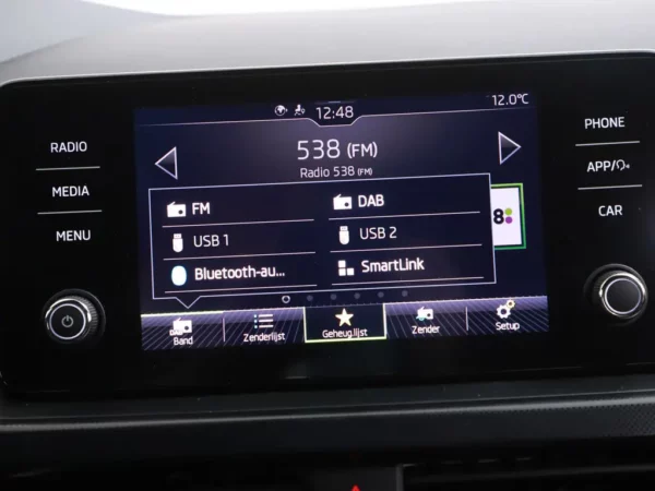 Photo 12 of 26 of TMBER7NW9P3231540 Skoda Scala 1.0 TSI Sport Business (5-drs