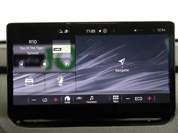 Photo 12 of 34 of TMBJB7NY3NF011424 Skoda Enyaq iV 60 5-drs SUV Cruise