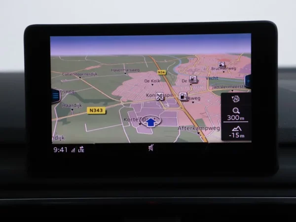 Photo 12 of 34 of WAUZZZF56KA068463 Audi A5 Sportback 35 TFSi Sport S-Tronic