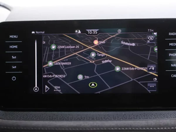 Photo 12 of 35 of TMBER9PJXN4006466 Skoda Fabia 1.0 Aut. TSI Business Edition 5-drs Hatchb.