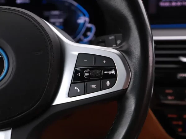 Photo 12 of 35 of WBA11CG000CL71888 BMW 5 Serie Touring 530e Business Edition Plus M-Pack