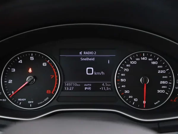 Photo 12 of 39 of WAUZZZFY7H2018880 Audi Q5 2.0 TFSI quattro Design Pro Line Plus LED