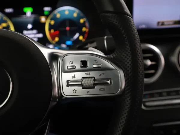 Photo 12 of 40 of WDC2539801F751707 Mercedes-Benz GLC 200 Aut. Business Solution AMG