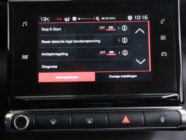 Photo 13 of 25 of VF72RHNPJK4082121 Citroen C3 Aircross 1.2 PureTech S&S Feel Leder