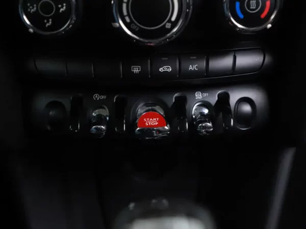 Photo 13 of 25 of WMWXS110202C22296 Mini Mini 1.2 One Business 5-drs Hatchb