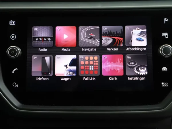 Photo 13 of 28 of VSSZZZKJZJR065267 SEAT Ibiza 1.0 TSI (5-drs Hatchb.)