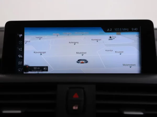 Photo 13 of 30 of WBA2F510X0V663191 BMW 2 Serie Coupé 230i Aut. Centennial High Executive Coupé M-Pack