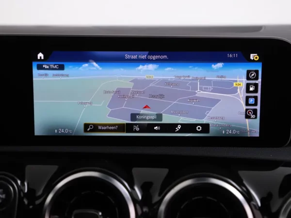 Photo 13 of 30 of WDD1771871J141650 Mercedes-Benz A-Klasse 200 Aut. Business Solution AMG