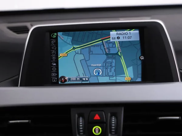 Photo 13 of 34 of WBAHS110605H03722 BMW X1 sDrive18i Aut. High Executive LED