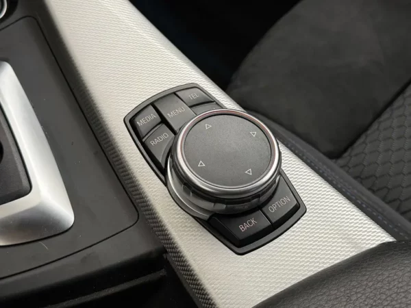 Photo 14 of 24 of WBA3A11020J617339 BMW 3-serie 316i Executive Xenon Cruise Ecc