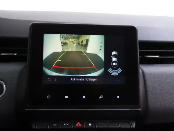 Photo 14 of 25 of VF1RJA00474065221 Renault Clio 1.6 E-Tech Full Hybrid 145