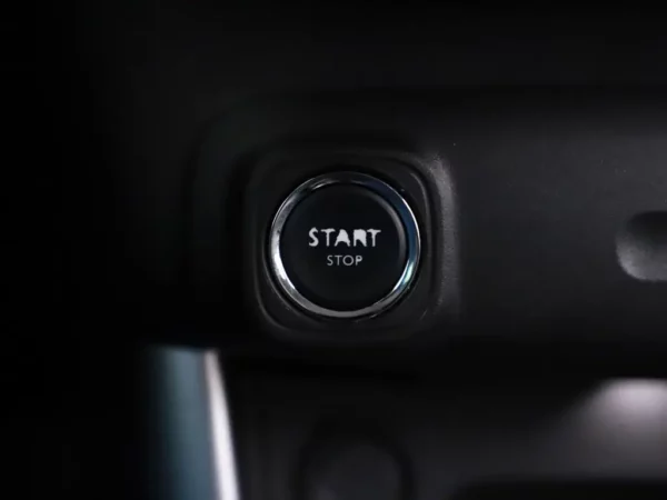 Photo 14 of 25 of VF72RHNPJK4082121 Citroen C3 Aircross 1.2 PureTech S&S Feel Leder