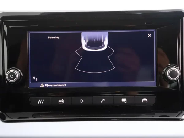 Photo 14 of 26 of VSSZZZKJ6RR222041 SEAT Arona 1.0 EcoTSI Reference (5-drs SUV)