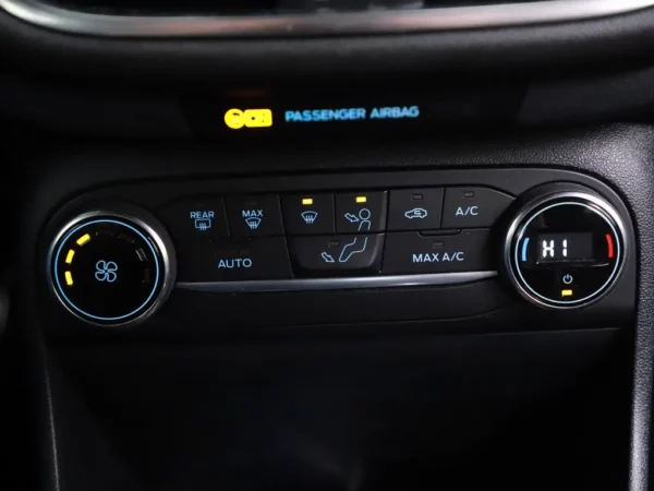 Photo 14 of 26 of WF0JXXGAHJLE22716 Ford Fiesta 1.0 EcoBoost ST-Line LED