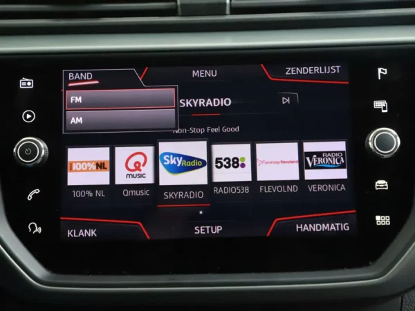 Photo 14 of 28 of VSSZZZKJZJR065267 SEAT Ibiza 1.0 TSI (5-drs Hatchb.)