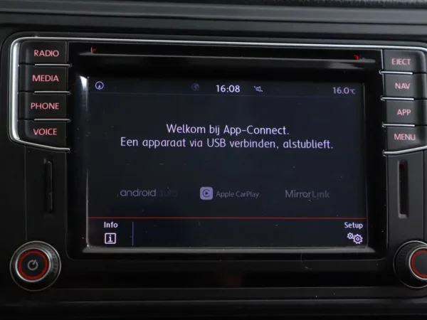 Photo 14 of 28 of WV1ZZZ7HZKX007862 Volkswagen Transporter 2.0 TDI L1H2 Highline (Bestel)