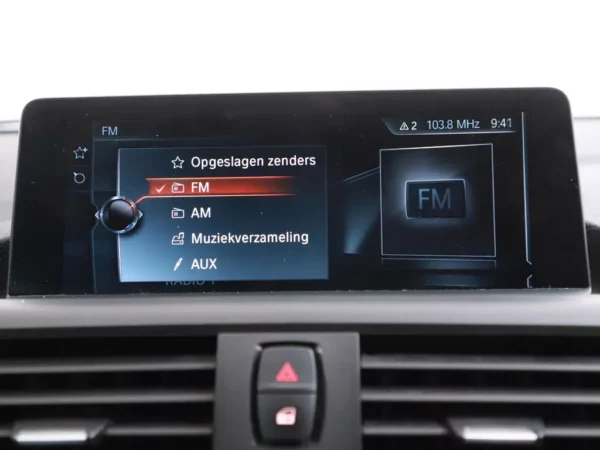 Photo 14 of 30 of WBA2F510X0V663191 BMW 2 Serie Coupé 230i Aut. Centennial High Executive Coupé M-Pack