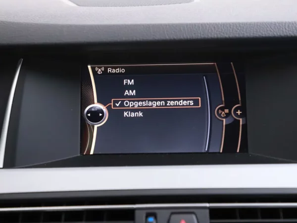 Photo 14 of 30 of WBA5A31080D744552 BMW 5 Serie 520i Aut. Last Minute Edition 4-drs Sedan