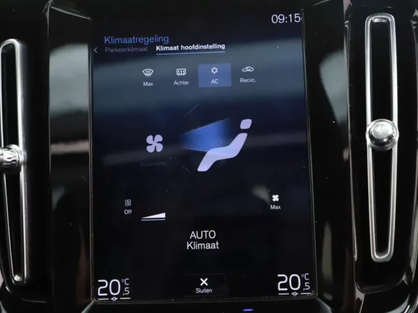 Photo 14 of 32 of YV1XZBBVFM2438154 Volvo XC40 1.5 T5 Recharge Business Pro