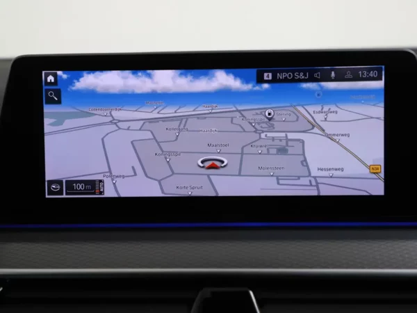 Photo 14 of 33 of WBAJR110X0WW57722 BMW 5 Serie 520i High Executive Edition (4-drs Sedan)