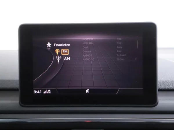 Photo 14 of 34 of WAUZZZF56KA068463 Audi A5 Sportback 35 TFSi Sport S-Tronic