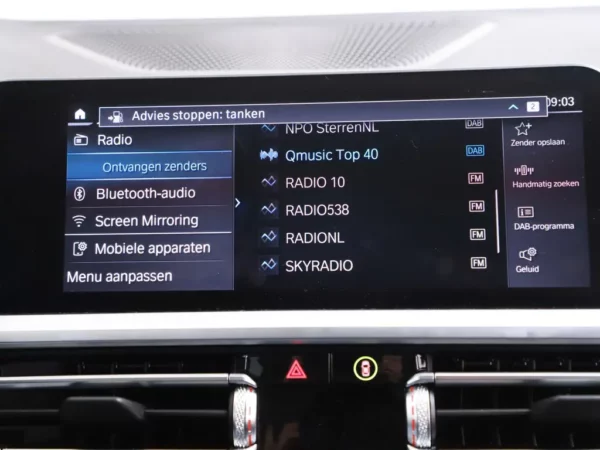 Photo 14 of 34 of WBA6N31060FL56510 BMW 3 Serie Touring 330e Business Edition Plus LED