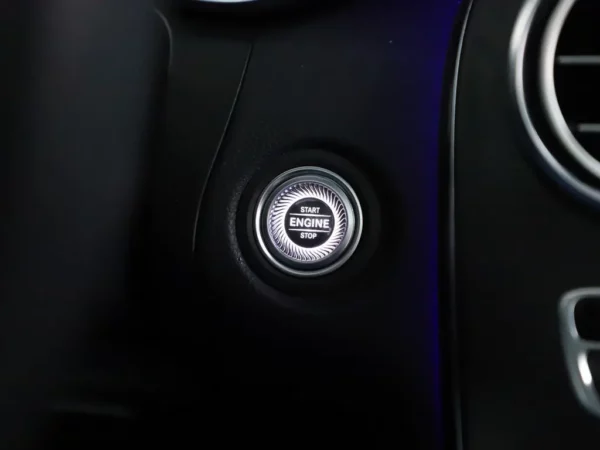 Photo 14 of 40 of WDC2539801F751707 Mercedes-Benz GLC 200 Aut. Business Solution AMG