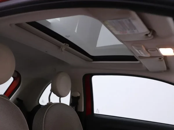 Photo 15 of 21 of ZFA31200000548775 Fiat 500 1.2 Lounge Pano