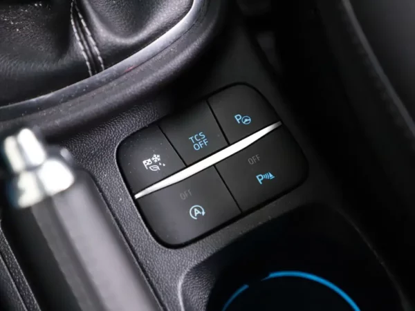 Photo 15 of 26 of WF02XXERK2LD35640 Ford Puma 1.0 EcoBoost Hybrid Titanium LED