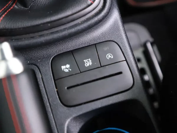 Photo 15 of 26 of WF0JXXGAHJLE22716 Ford Fiesta 1.0 EcoBoost ST-Line LED