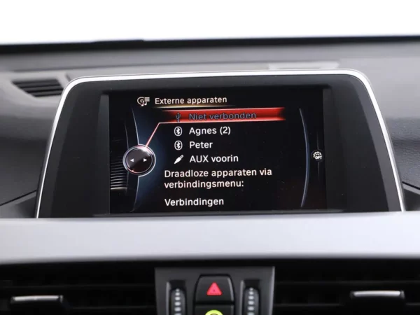 Photo 15 of 34 of WBAHS110605H03722 BMW X1 sDrive18i Aut. High Executive LED