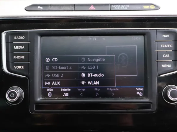 Photo 15 of 35 of WVWZZZ3CZHE054129 Volkswagen Passat Variant 1.4 TSI GTE Connected