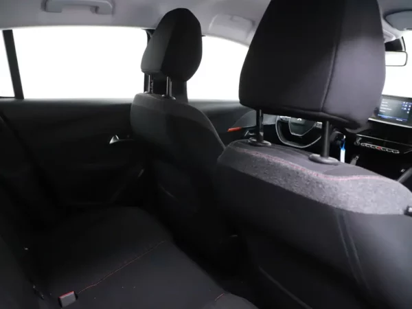 Photo 16 of 24 of VR3UPHMHDL5017051 Peugeot 208 1.2 PureTech Active Navi