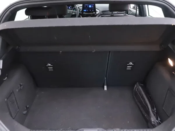 Photo 16 of 26 of WF0JXXGAHJLE22716 Ford Fiesta 1.0 EcoBoost ST-Line LED