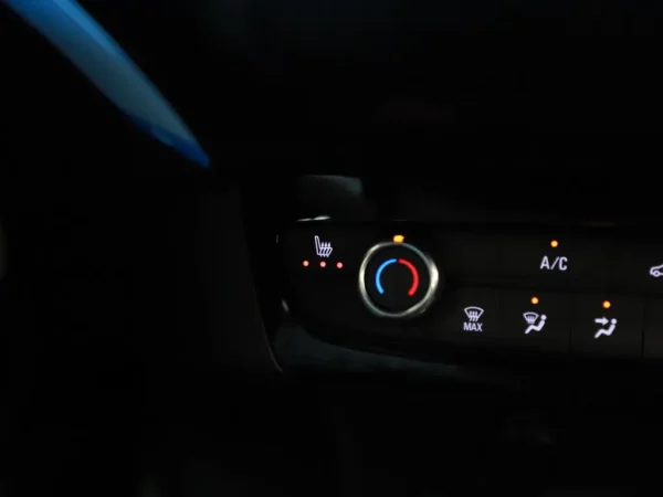 Photo 16 of 27 of VXKUPHNEKM4207516 Opel Corsa 1.2 Elegance (5-drs Hatchb.) Cruise