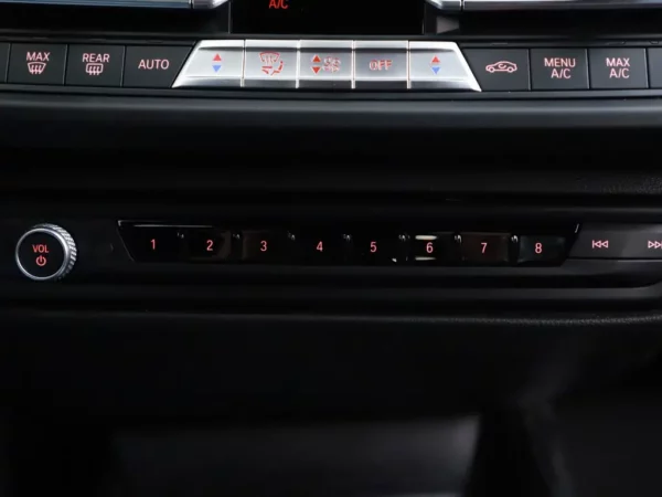 Photo 16 of 29 of WBA11AK0707G88610 BMW 2 Serie Gran Coupé 218i High