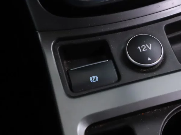 Photo 16 of 29 of WF0AXXWPMAJJ25190 Ford Kuga 1.5 EcoBoost Titanium Led