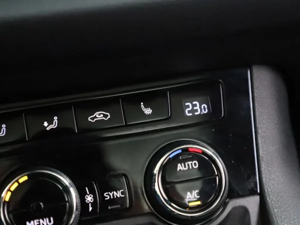 Photo 16 of 32 of TMBJB9NS9N8013027 Skoda Kodiaq 1.5 TSI Aut. Sportline Business Facelift