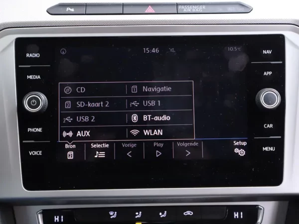 Photo 16 of 32 of WVWZZZ3CZJE179289 Volkswagen Passat 1.4 TSI ACT Comfortline 4-drs Sedan